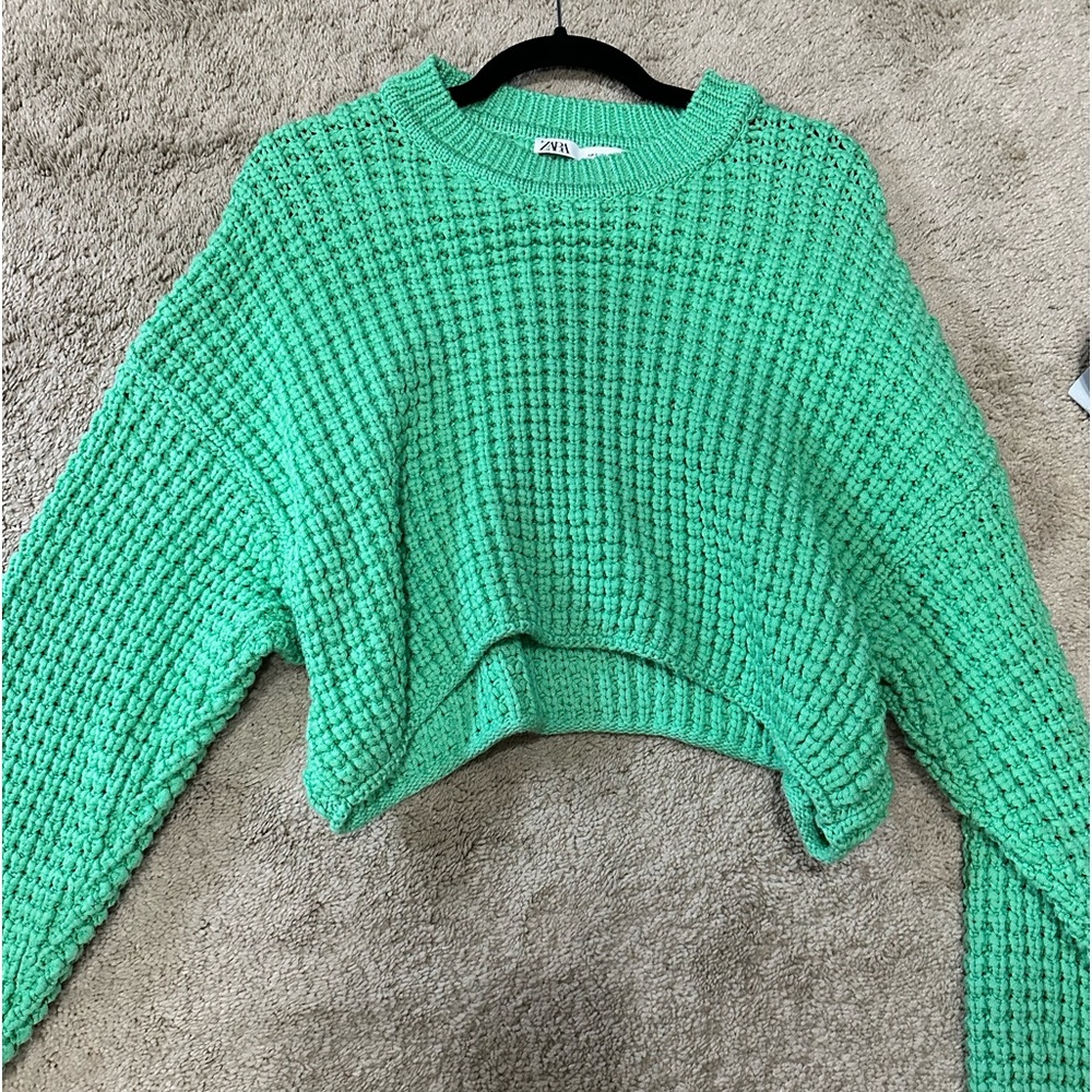 Green Cropped Knit Sweater